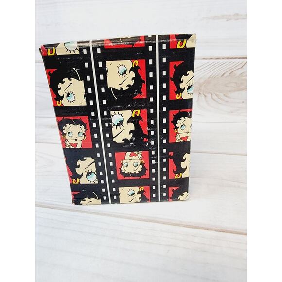 Vintage 1995 Betty Boop Musical Snowglobe I Wanna Be Loved By You - Vandor READ - Picture 13 of 16